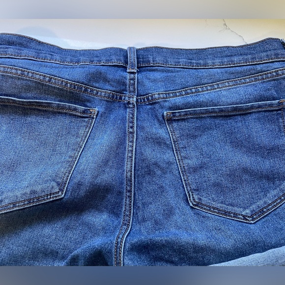 Abercrombie & Fitch Ripped Blue Jean Shorts &  Old Navy Jean Shorts 
Bundle - Picture 5 of 5